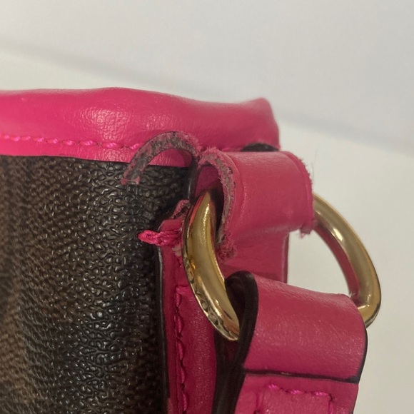 Coach Signature Print File Bag - Crossbody Dark Brown w/ Fuchsia Leather Piping - Picture 10 of 15